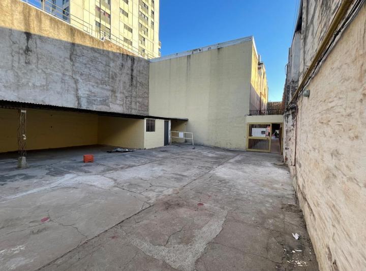 Colon 1537 - Oportunidad 2 Dorm. Cpatio y Espacio Para Vehículo 2