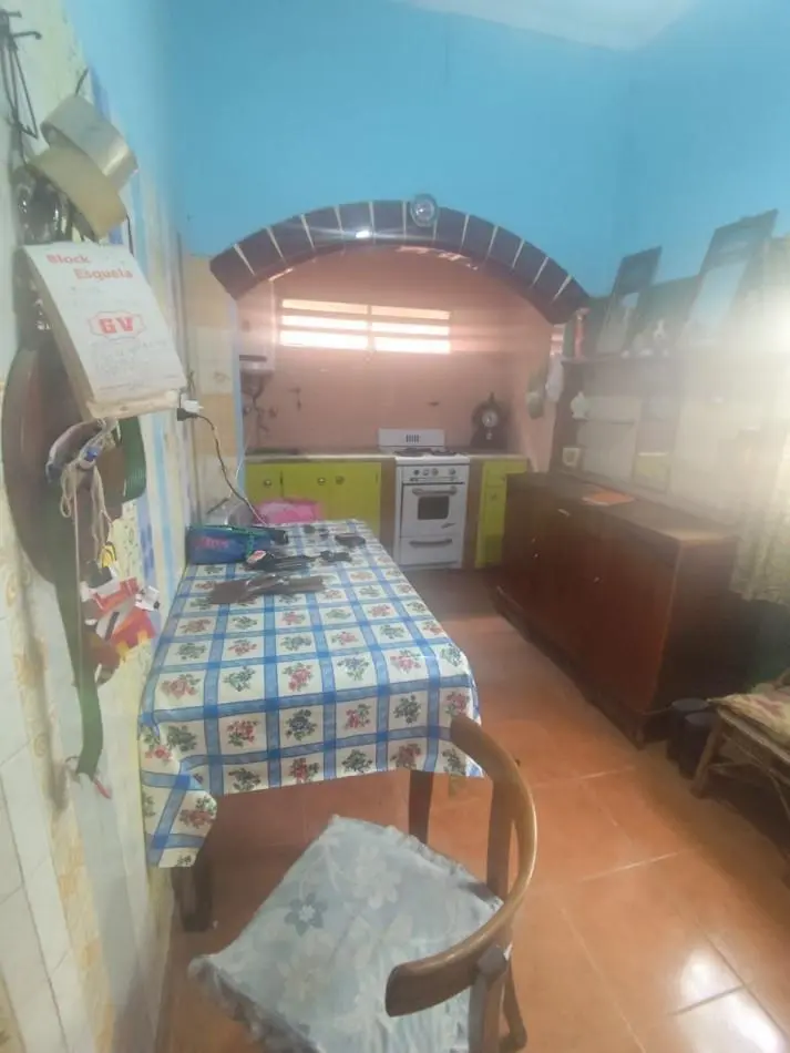 VENTA EN BLOQUE, OPORTUNIDAD, CASA CON LOTE PROPIO Y LOTE LINDERO, BOLAÑOS 3200 -MONTE CHINGOLO- 3