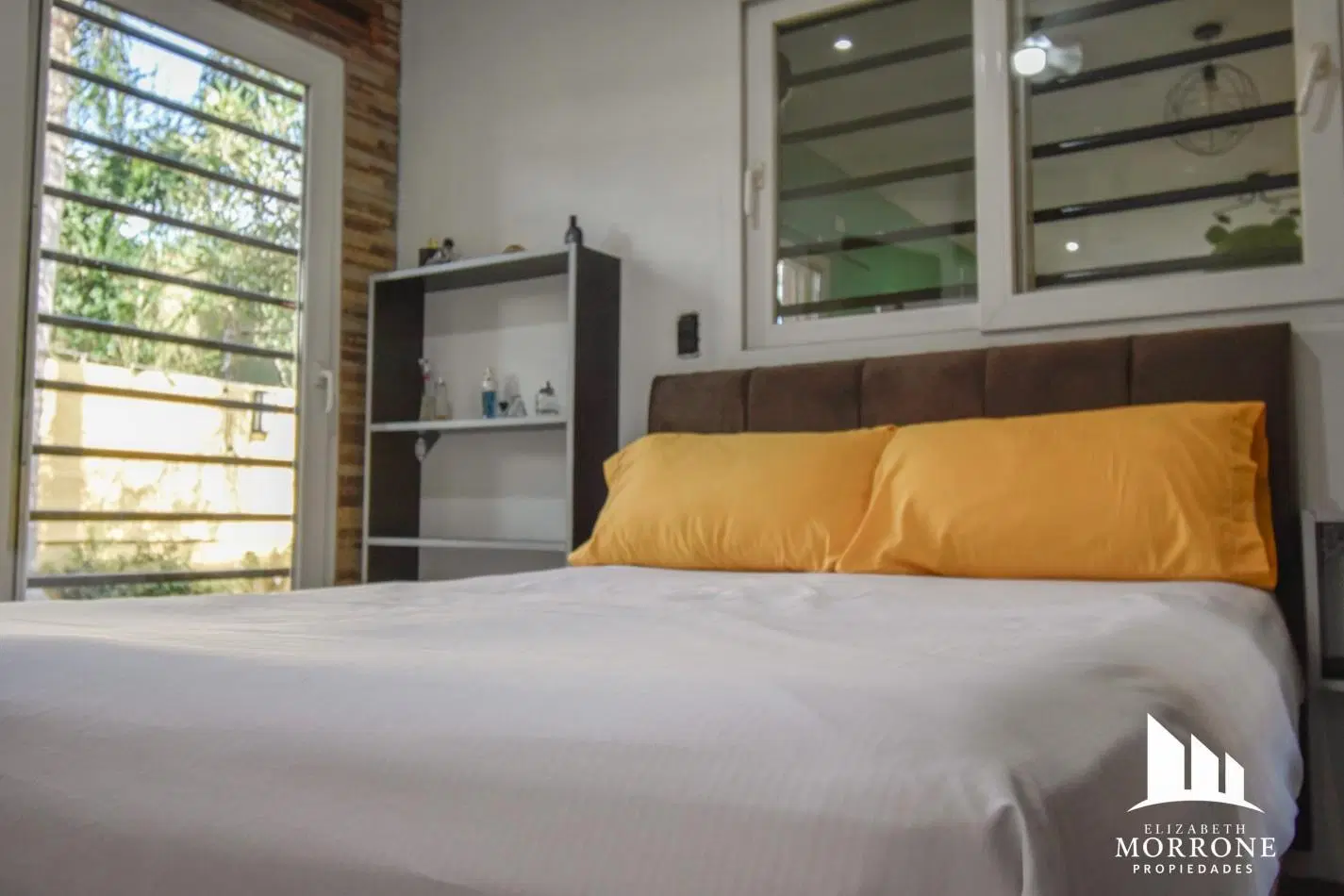 VENTA HERMOSA CASA, 3 DORMITORIOS, QUINCHO Y PILETA, ELIAS ALIPPI 340 -TEMPERLEY- 4