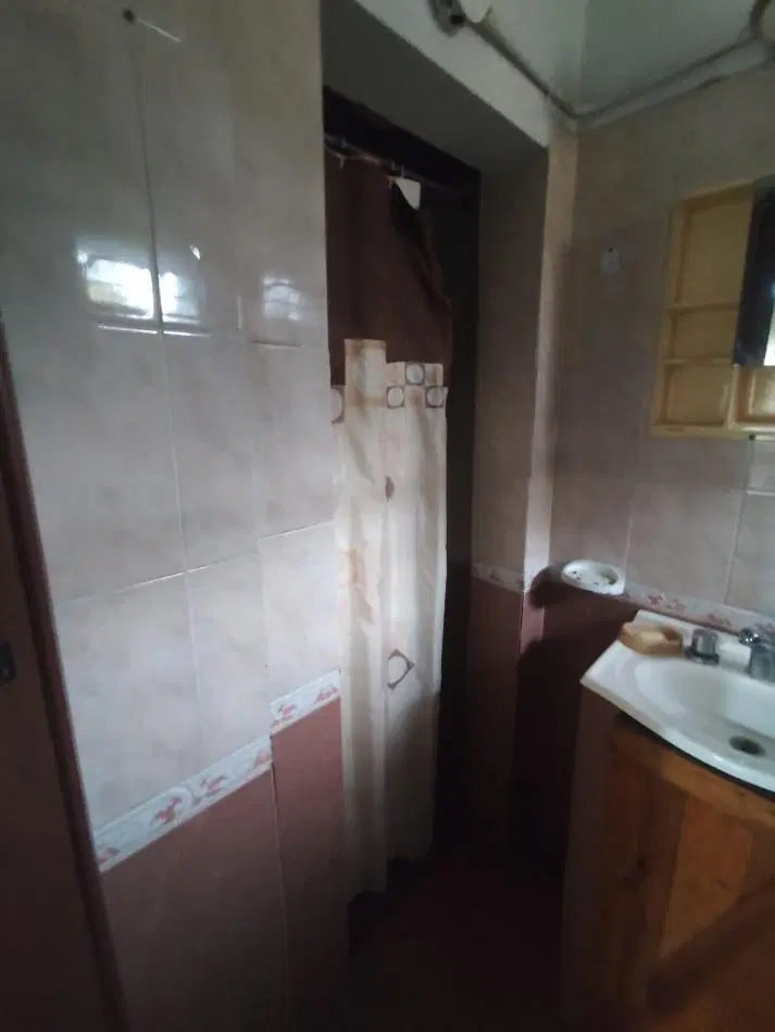 ALQUILER DEPARTAMENTO EN PLANTA BAJA 2 AMBIENTES AMUEBLADO, A UNA CUADRA DE AV EVA PERON AL 2100, MA 1