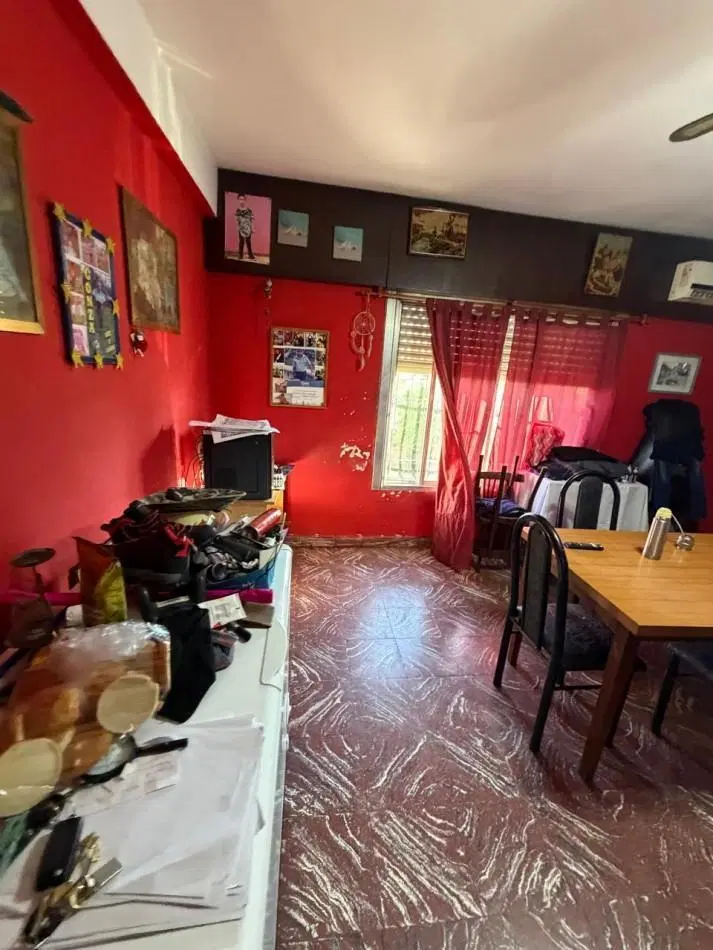 VENTA PH EN PLANTA ALTA 3 DORMITORIOS, TERRAZA CON PARRILLA Y GALERIA SEMICUBIERTA, A 3 CUADRAS DE A 5
