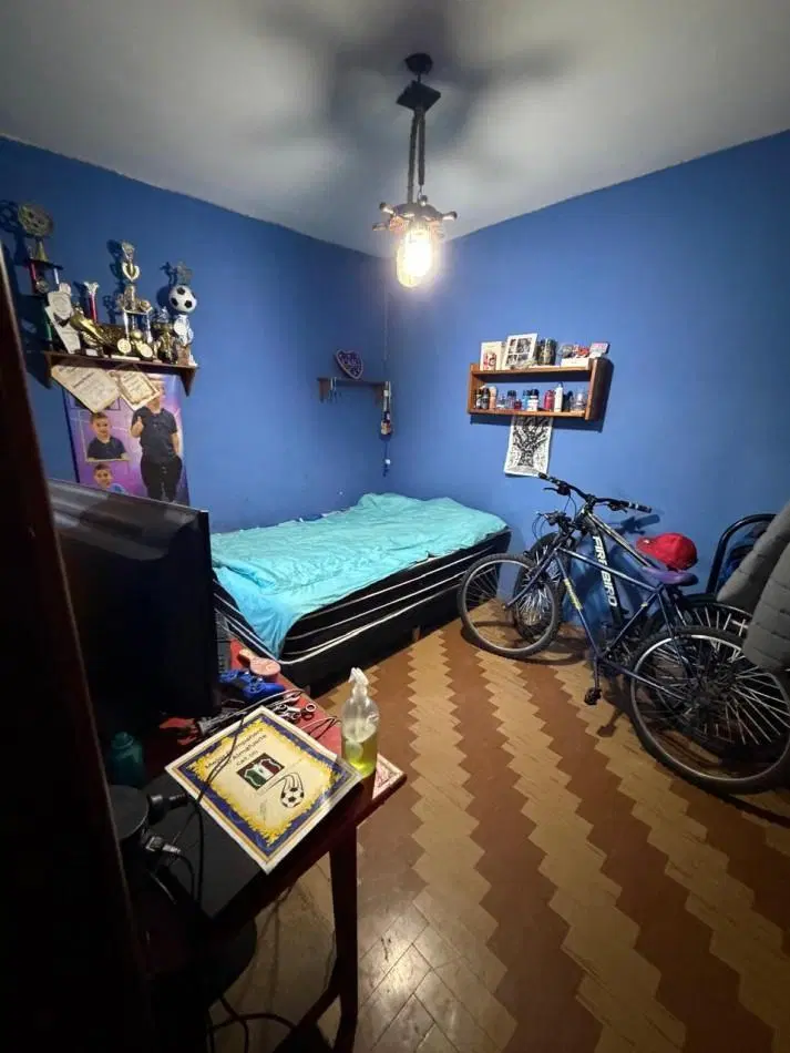 VENTA PH EN PLANTA ALTA 3 DORMITORIOS, TERRAZA CON PARRILLA Y GALERIA SEMICUBIERTA, A 3 CUADRAS DE A 3
