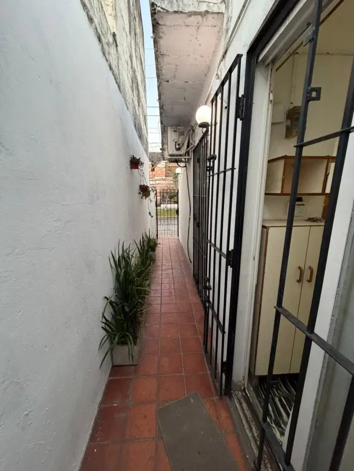 ALQUILER PH DOS AMBIENTES MAS HABITACION AUXILIAR AMOBLADO ZEBALLOS 895 TEMPERLEY 5
