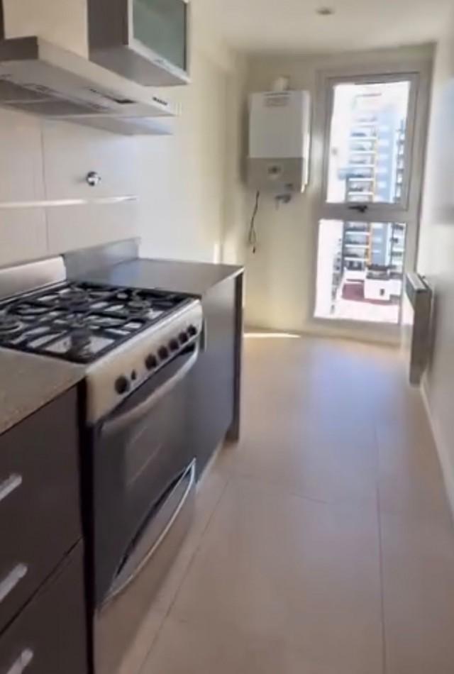 Foto de ALQUILER HERMOSO DEPARTAMENTO 2 AMBIENTES Y COCHERA CUBIERTA -PASAJE, imagen 5