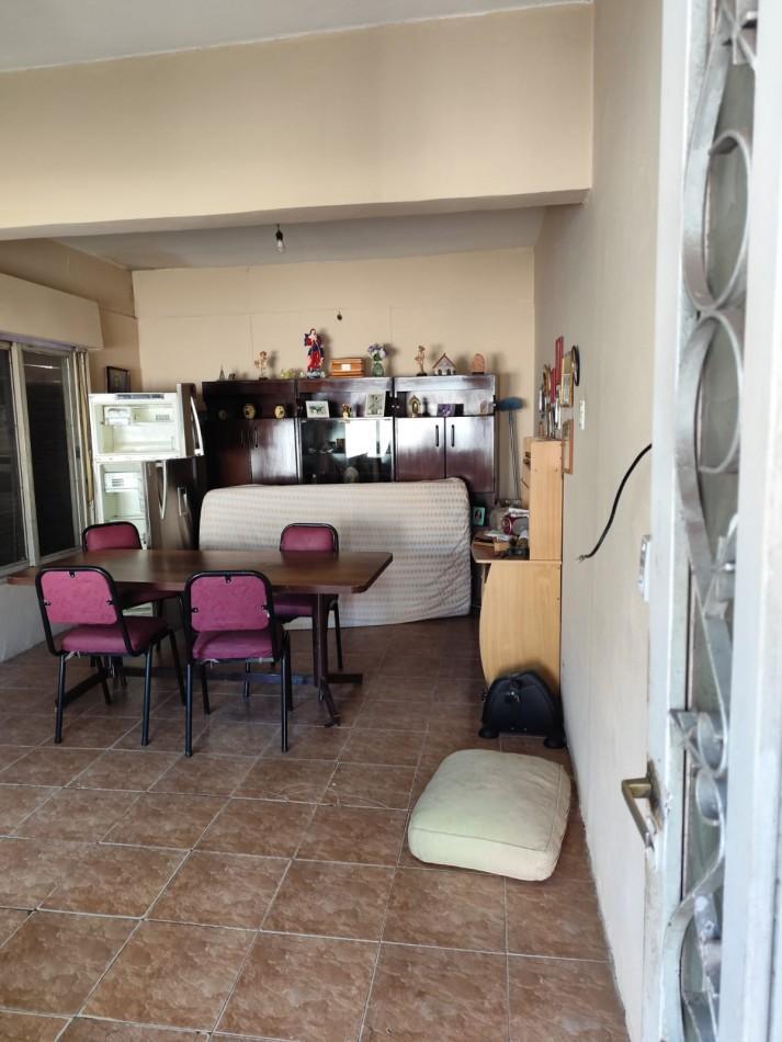 Foto de ALQUILER PH AL FONDO 3 AMBIENTES CON PATIO Y LAVADERO - RIVADAVIA 1372, imagen 1
