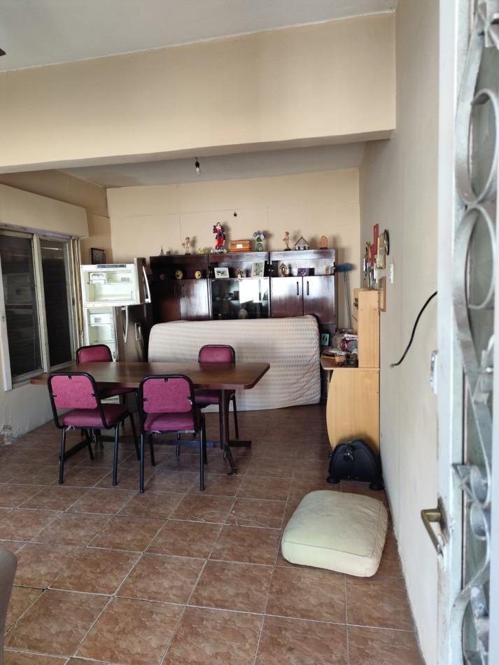 Foto de ALQUILER PH AL FONDO 3 AMBIENTES CON PATIO Y LAVADERO - RIVADAVIA 1372, imagen 3