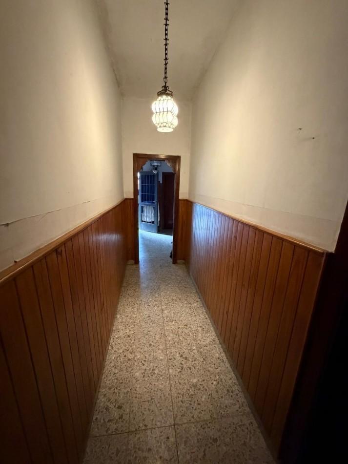 Foto de VENTA CASA 4 AMBIENTES, EXCELENTE UBICACION, A 250 METROS DE AV EVA, imagen 5