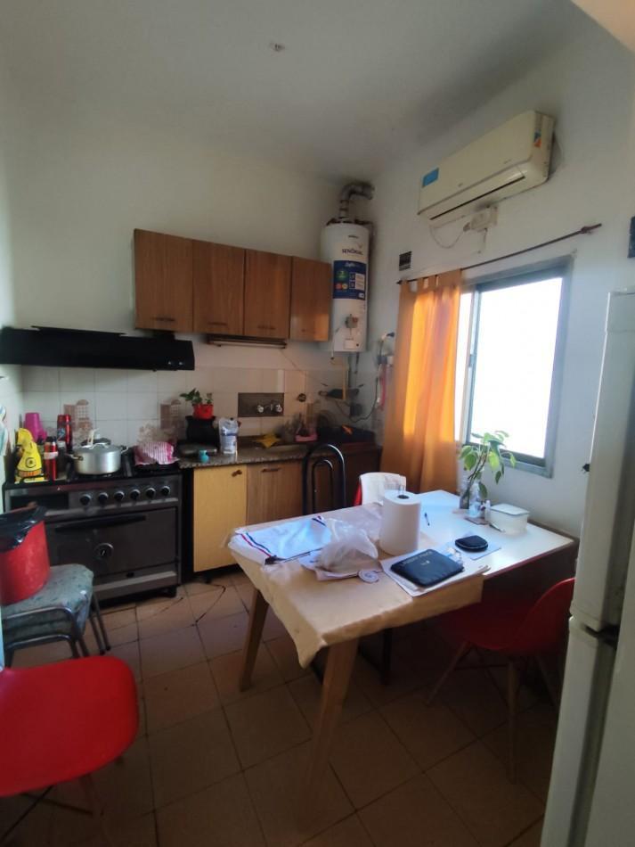 Foto de VENTA PH 5 AMBIENTES, EXCELENTE UBICACION, FRENTE AL COTO DE ESCALADA, imagen 2