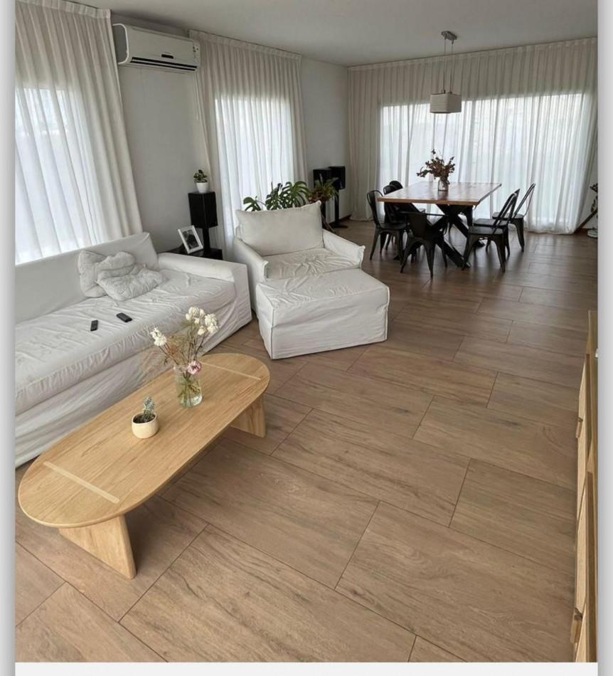 Foto de VENTA CASA 3 DORMITORIOS EN BARRIO LA HORQUETA, CON JARDIN Y GALERIA, imagen 4
