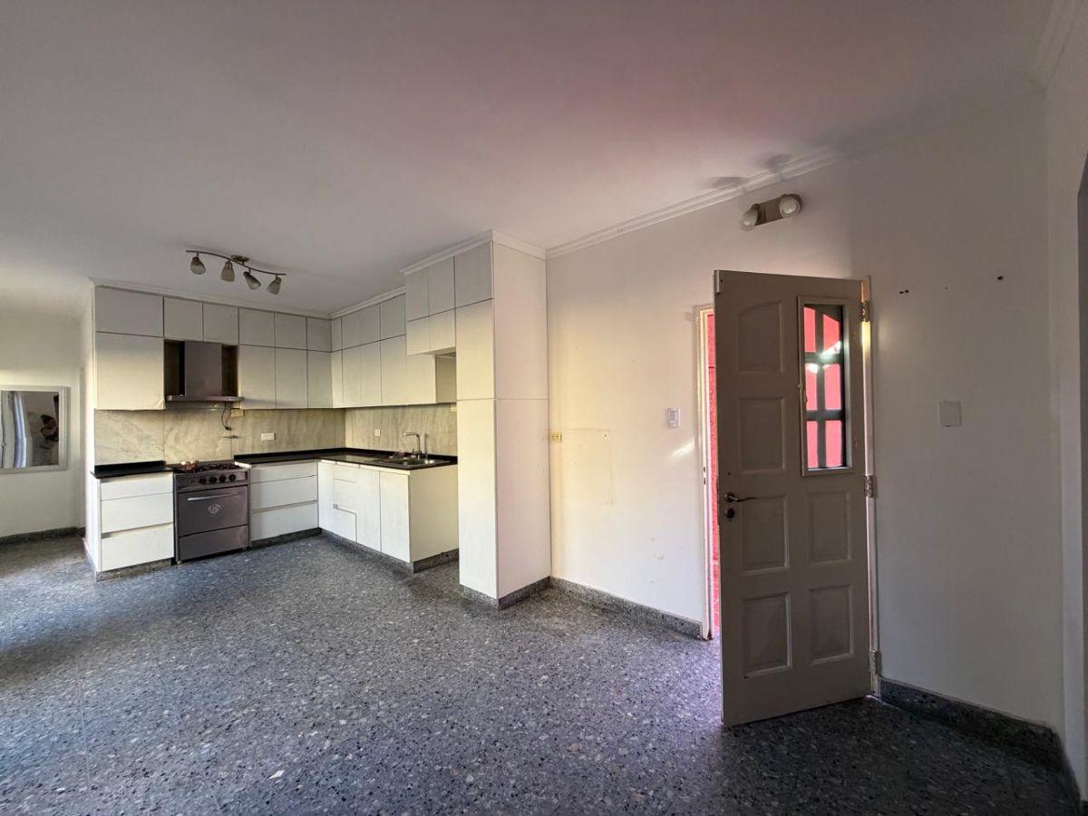Foto de Venta hermoso PH de 4 ambientes. APTO CREDITO., imagen 4