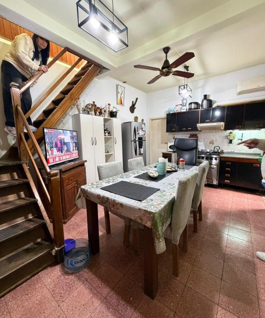 Foto de Venta PH de 3 ambientes en Lanus Oeste, imagen 3