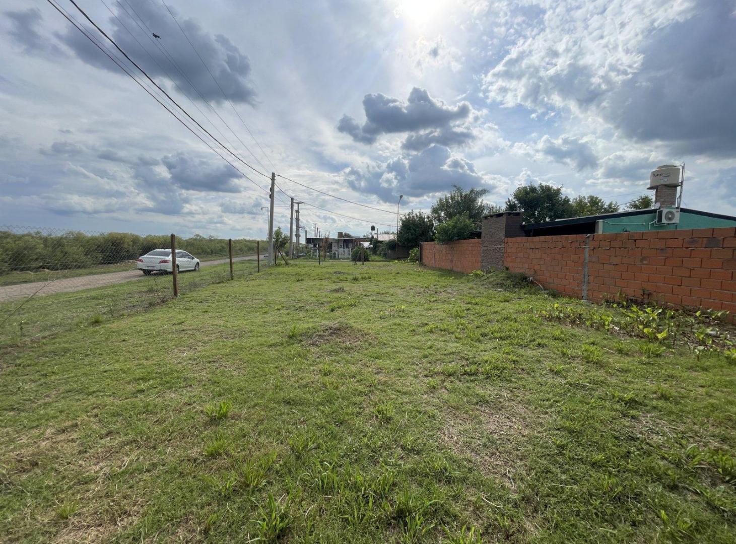 Foto de Terreno en Venta en Alvarez - Barrio Los Nogales, imagen 2