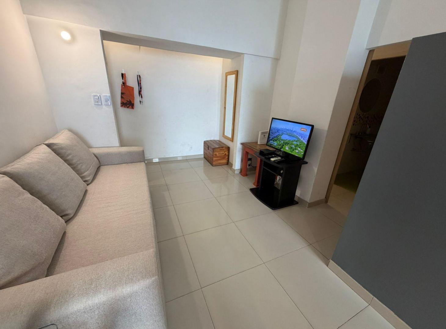 4 Ambientes Renovado con Gran Patio - Almagro