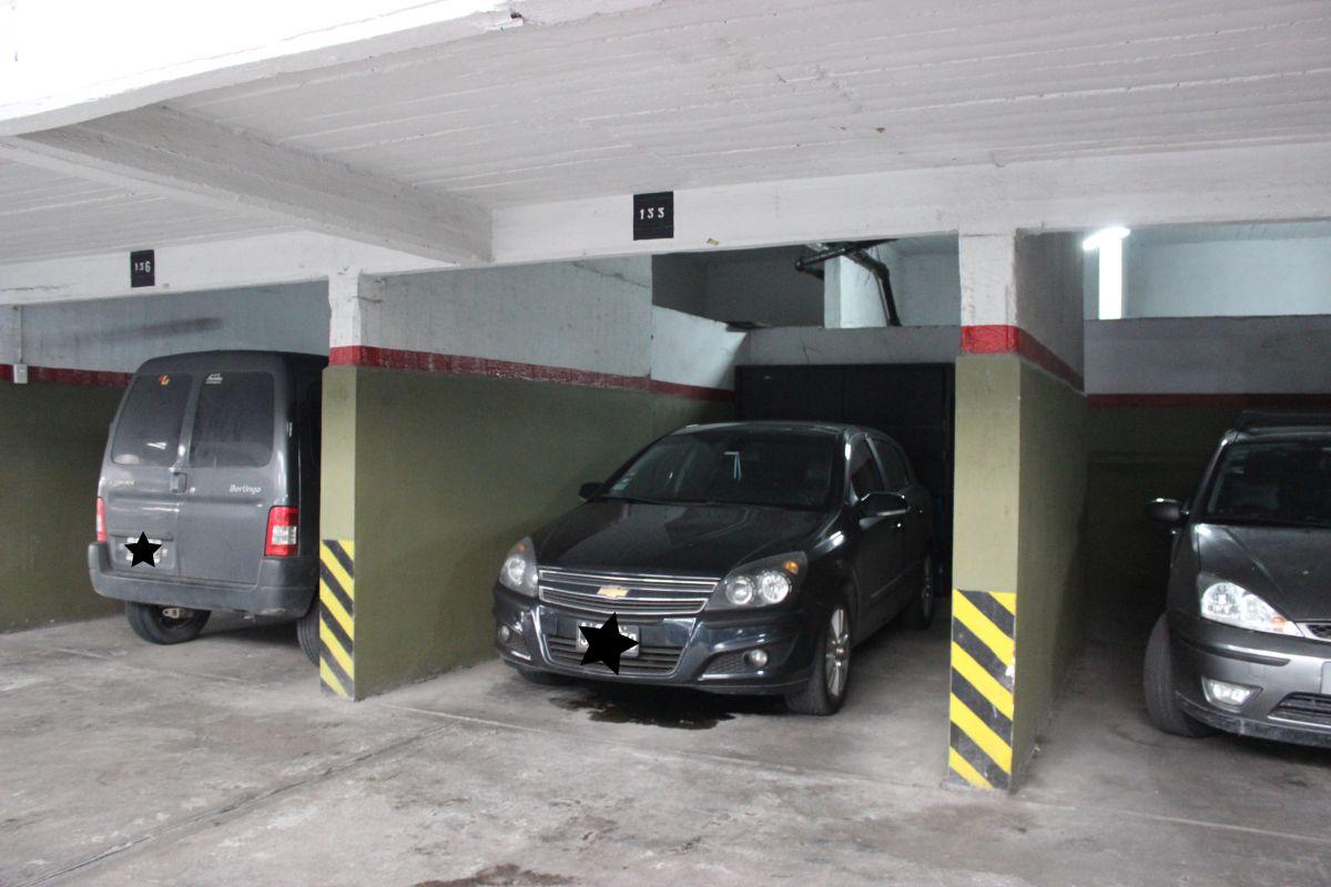 Foto de OPORTUNIDAD: Cochera 17 m2 APTO PICK-UP (Entre Paredes) | Se, imagen 4