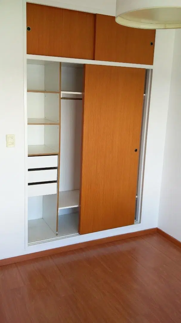 Departamento 2 ambientes con balcón al frente 4