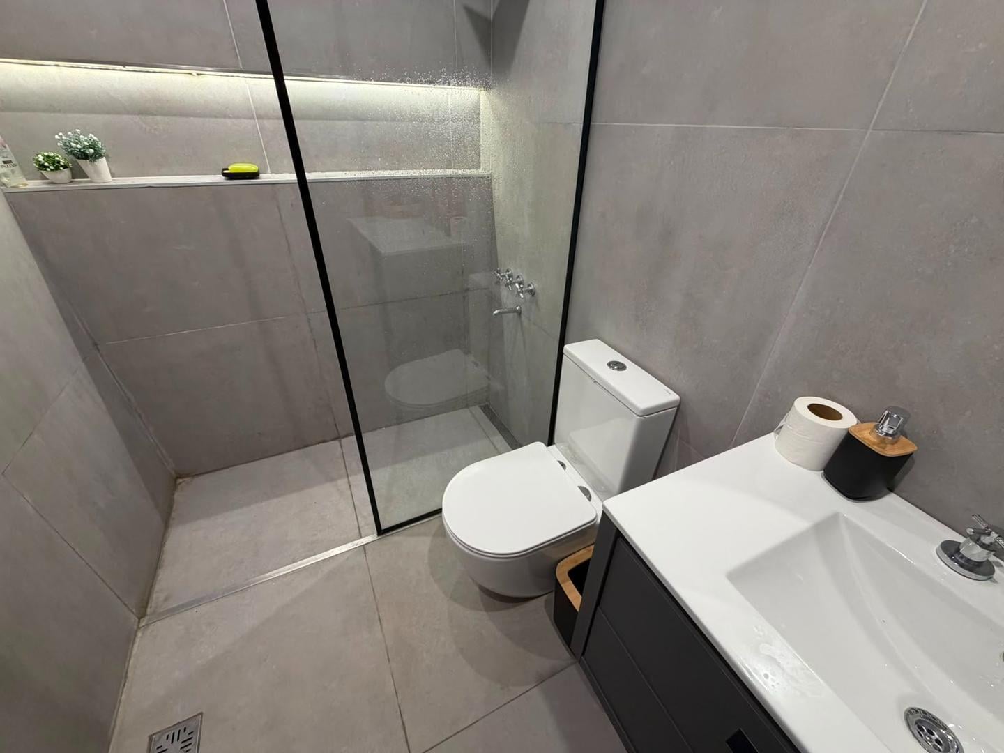 Foto de PH 2 AMBIENTES CON PATIO PROPIO - SIN EXPENSAS, imagen 3