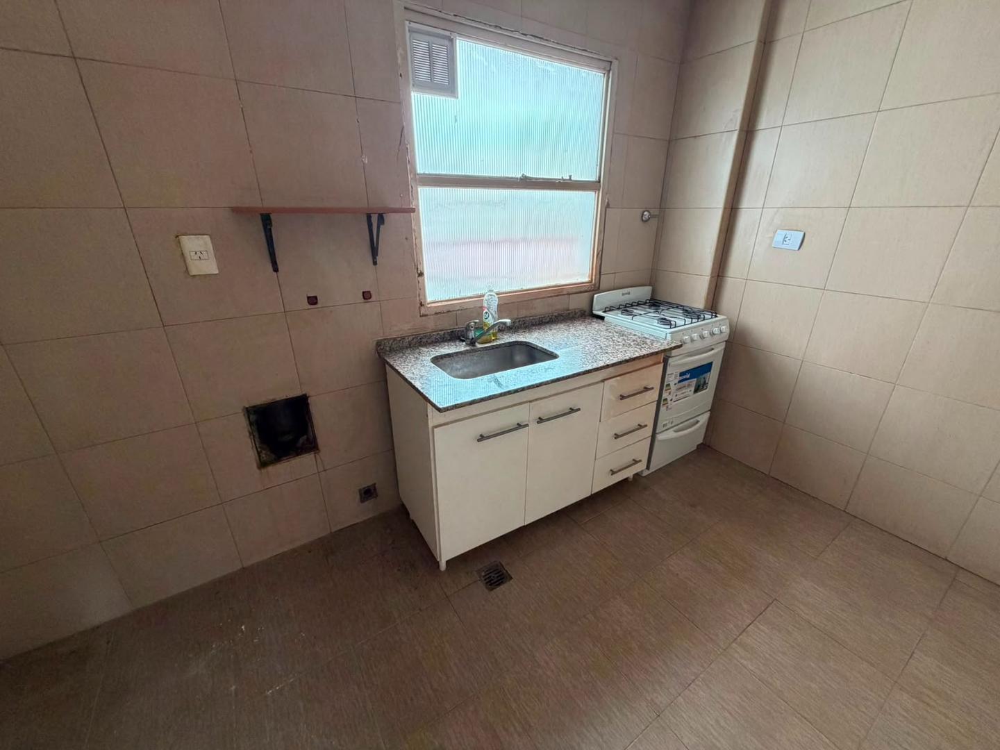 Foto de DEPARTAMENTO DOS AMBIENTES EN VENTA EN ALMAGRO, imagen 3