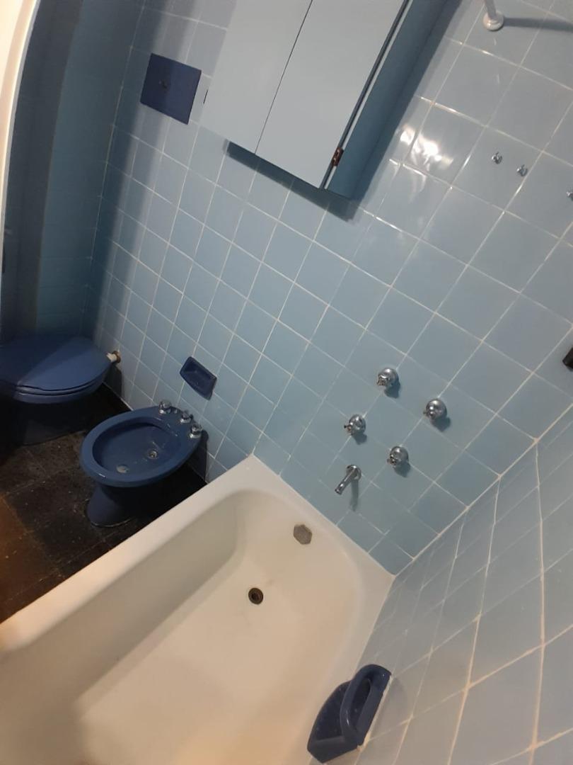 Foto de DEPARTAMENTO 3 AMBIENTES CON BALCON AL FRENTE - ALMAGRO, imagen 2