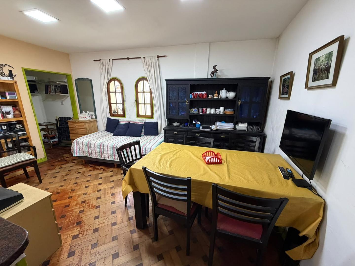 Foto de Departamento 2 ambientes muy luminoso - 2do piso x escalera, imagen 4