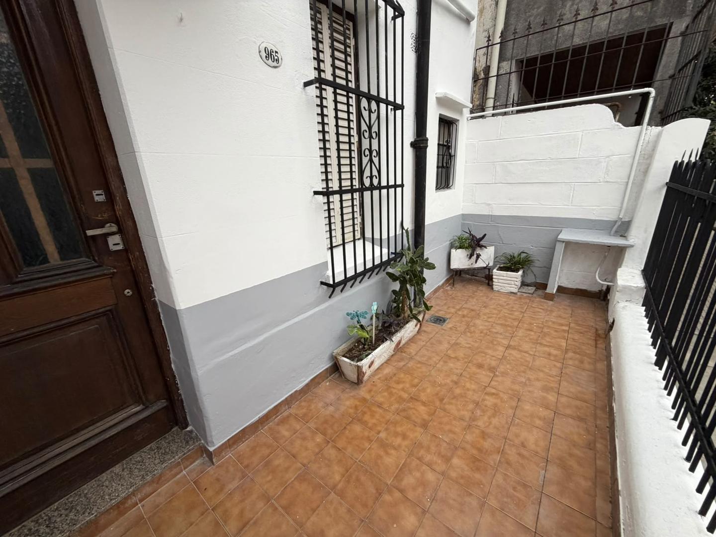 Foto de Casa en Venta 5 ambientes con terraza y patios, imagen 3