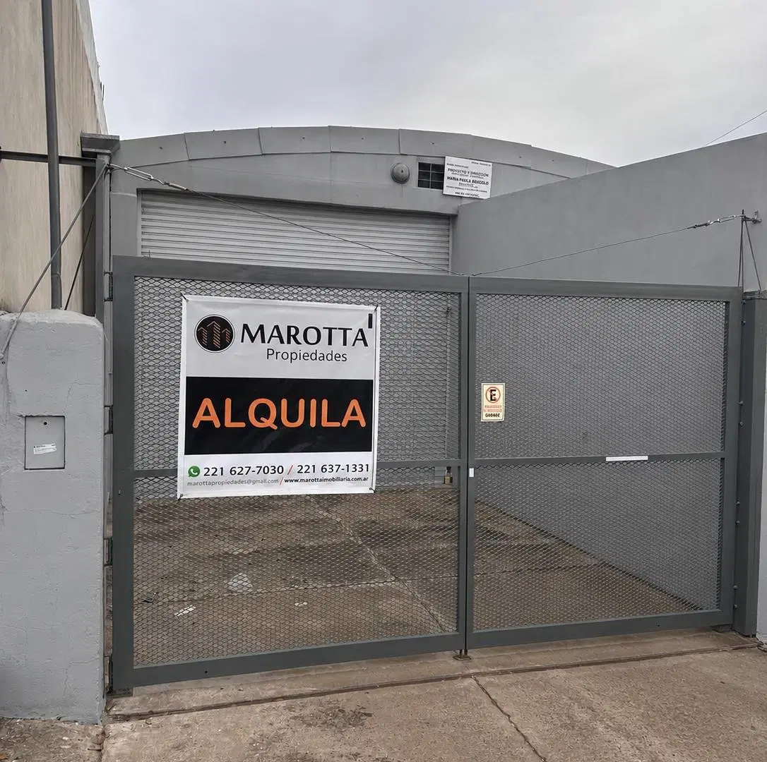 Bodega-Galpón de 80 m2 en alquiler en San Carlos 2