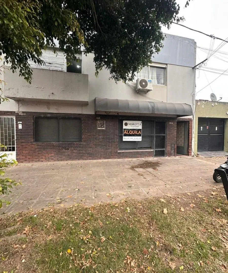 Local comercial de 80 m2 en alquiler en La Plata 2