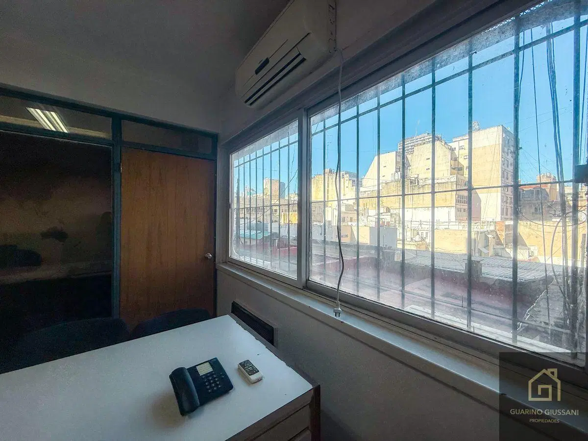 OFICINA DE 40 M2 EN RETIRO, EXCELENTE UBICACIÓN 5