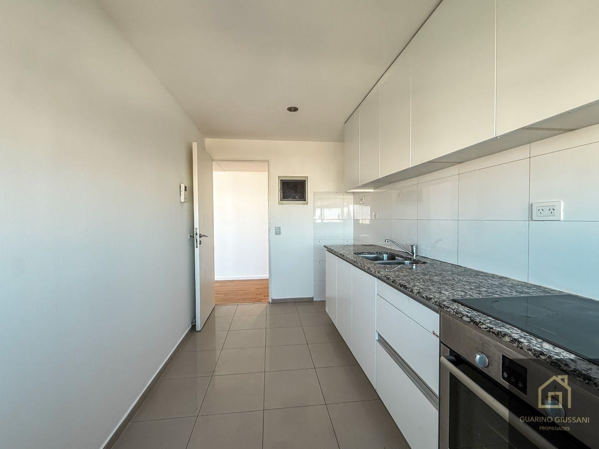 Foto de Hermoso departamento de 3 ambientes en Torres Mirabilia, piso alto con, imagen 3