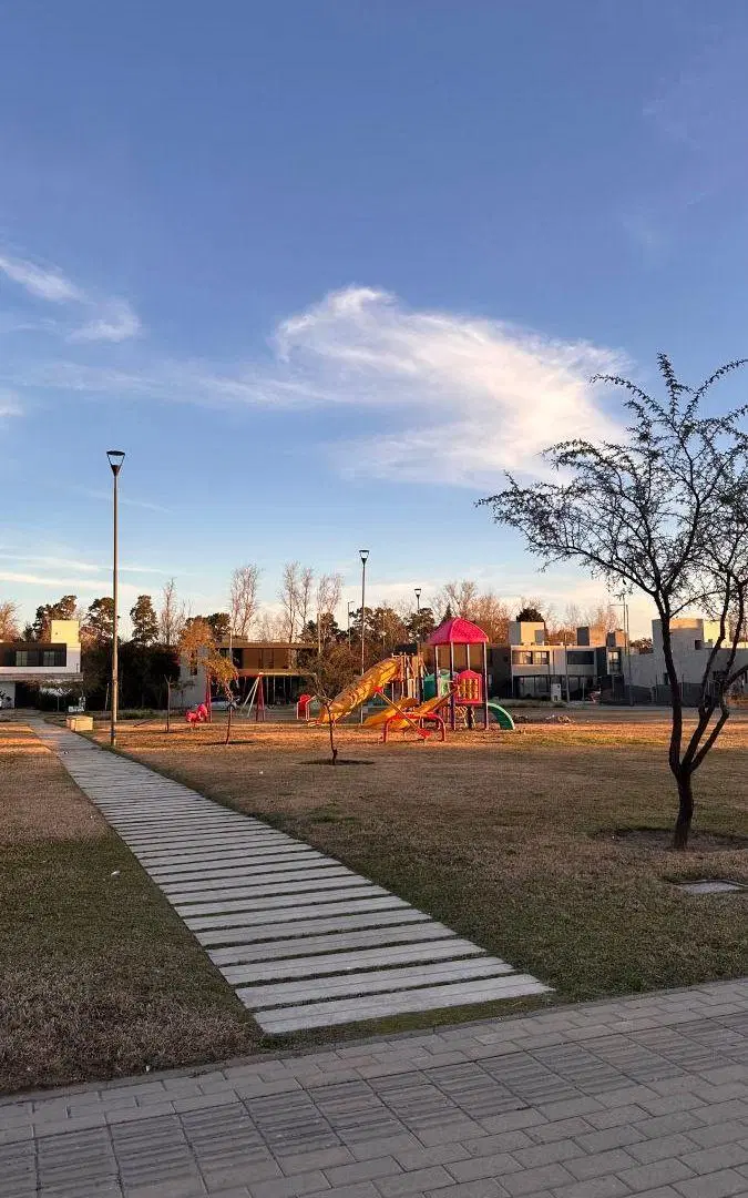 EL LOTE CON EL MEJOR PRECIO DE MANSOS DEL SUR | APTO DÚPLEX | USD 105.000 2