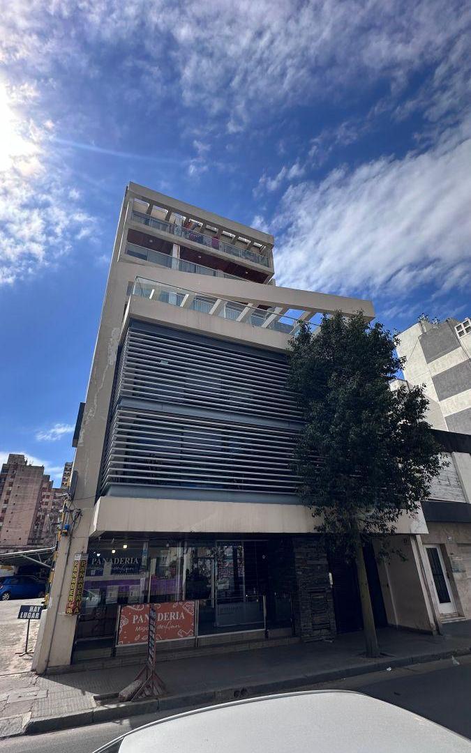 Foto de Venta! Caseros 954. 2 Dormitorios con terraza propia, imagen 2