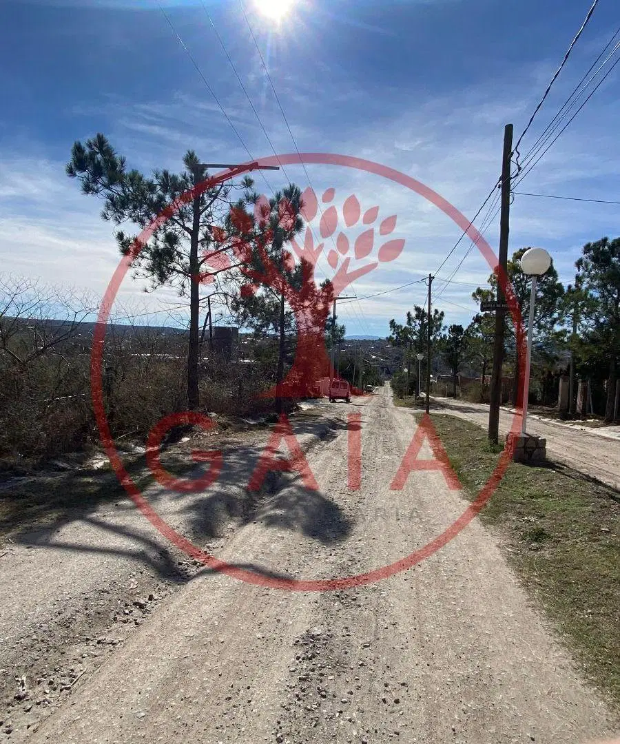 Dos terrenos con ubicación privilegiada sobre Av Los Gorriones en Las Mojarras Villa Parque Síquiman 2