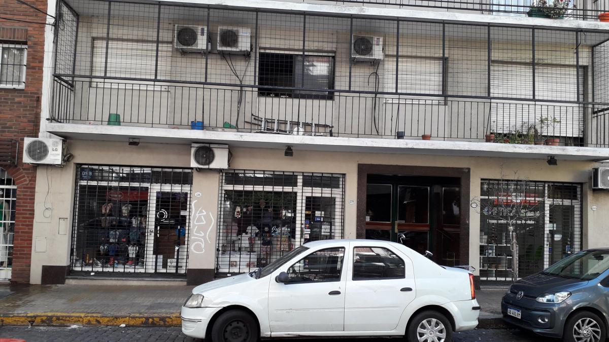 DEPARTAMENTO 5 AMB EN CENTRO COMERCIAL DE OLIVOS