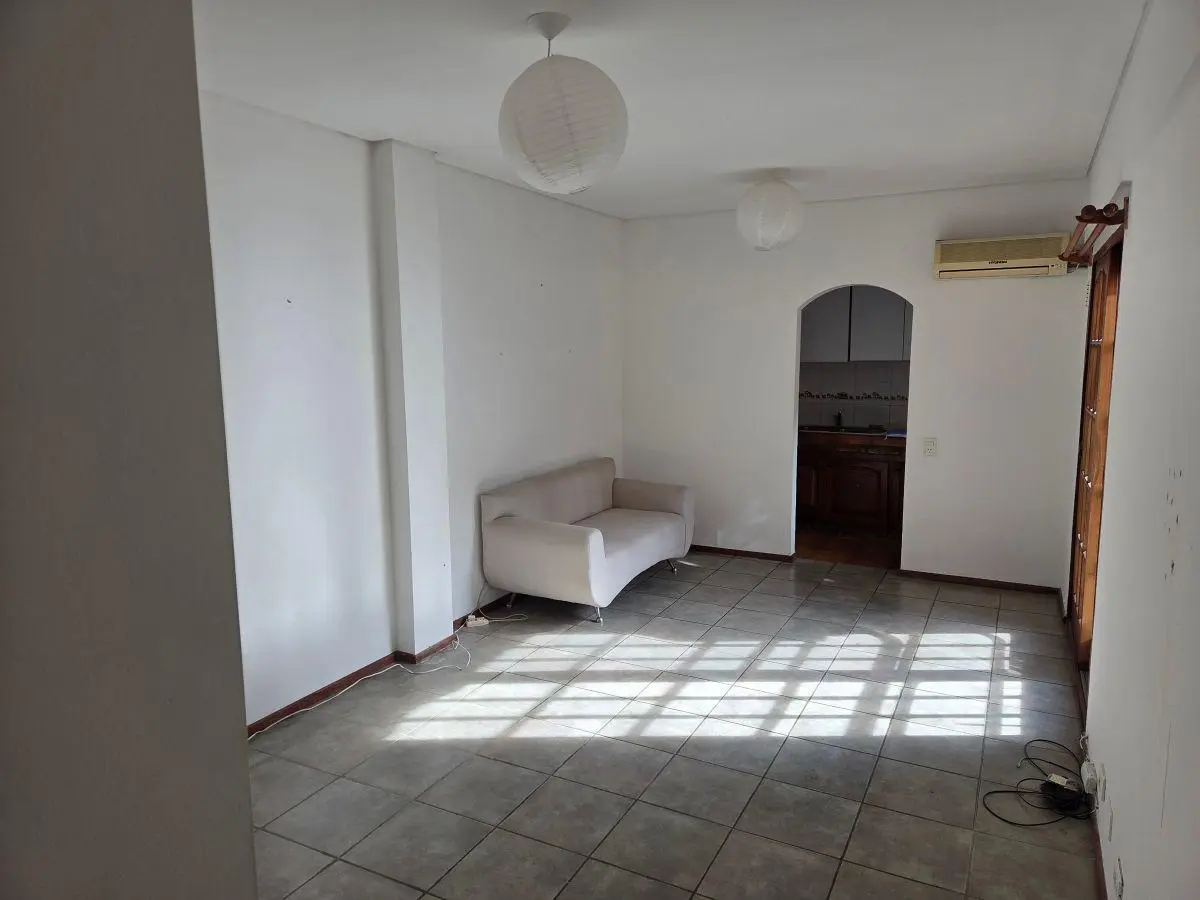 Departamento de 30 m² en alquiler en Olivos con 1 ambiente 2
