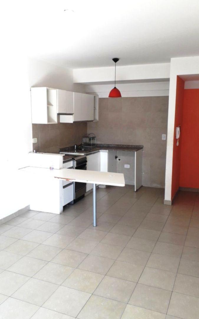 Foto de Departamento munro 2 ambientes ALQUILER Sgto Cabral al 2400, imagen 3