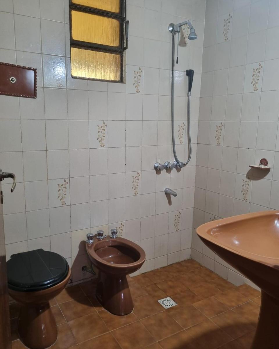 Foto de CRISOL NORTE en VENTA - 4 dormitorios 2 baños - Cochera y Patio con, imagen 2