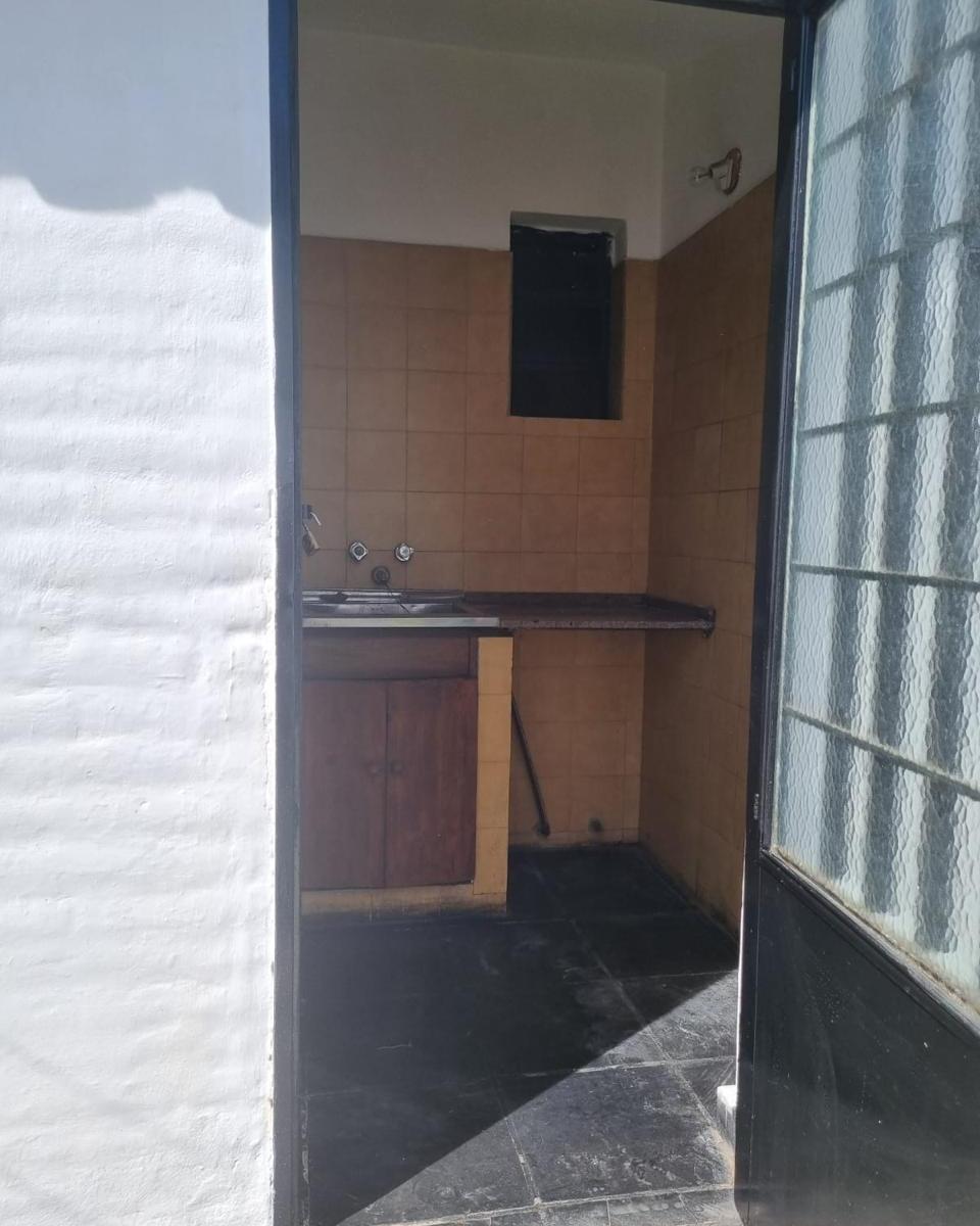 Foto de CRISOL NORTE en VENTA - 4 dormitorios 2 baños - Cochera y Patio con, imagen 4