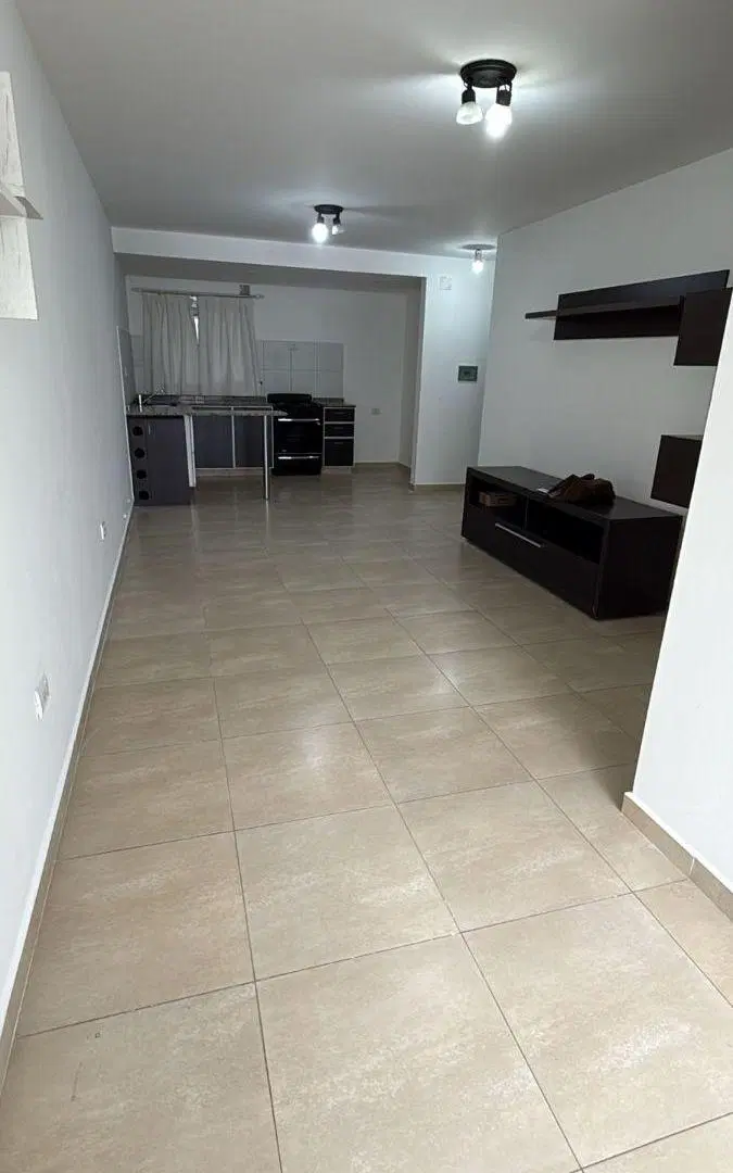 VENEZIA VII - Contrafrente vistas - Balcón - 50 m2 - AMPLIO!! Pileta - Muy cómodo 1