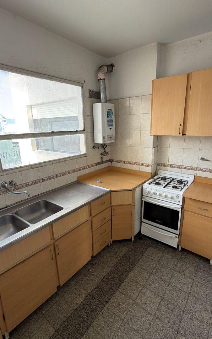 Foto de Gran Departamento 4 ambientes (2 dormitorios y dependencia) en alquiler, imagen 5