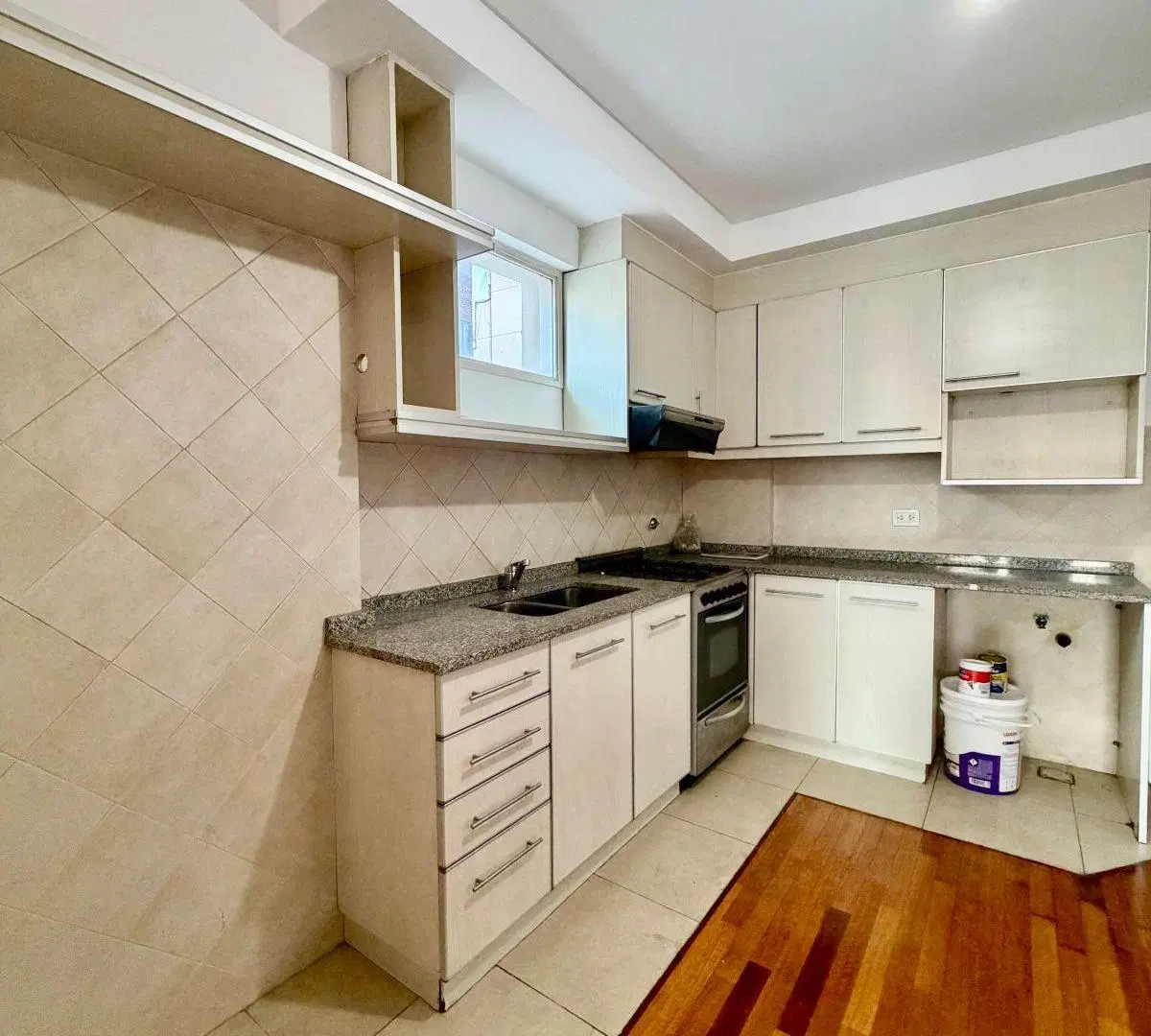 ALQUILER! Semipiso 2 amb - 2 balcones - Super Luminoso - Caballito Sur 2