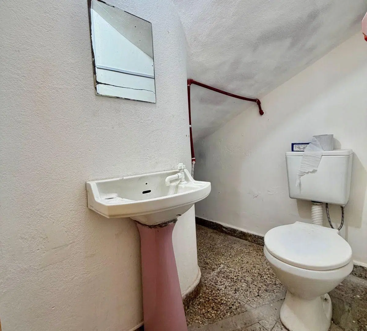 Ubicación Estratégica! - Excelente Local Comercial doble vidriera - 32m2 - Mataderos 8