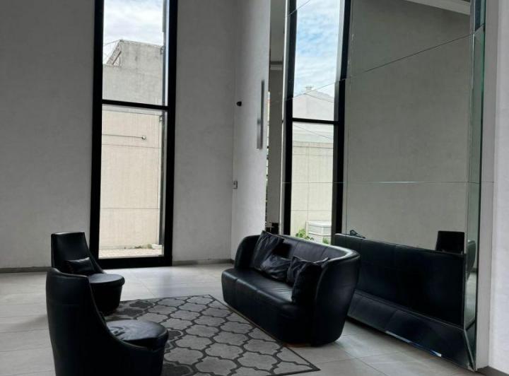 Departamento monoambiente. | Calle Doblas al 900 2