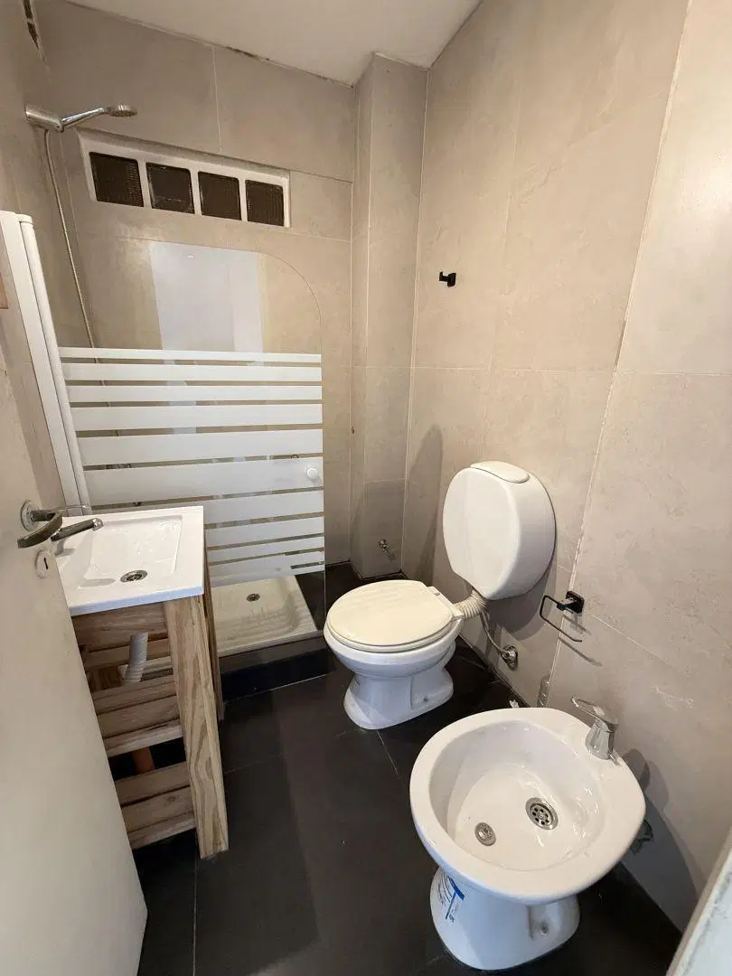 Venta de Departamento Monoambiente al frente en Cañitas, Capital Federal. 5