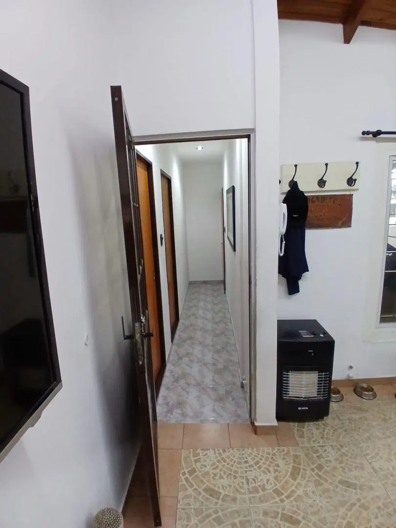 VENTA Primer Piso Independiente con Cochera, Terraza y Parrilla El Palomar 8