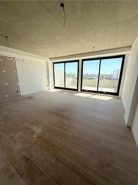 Foto de Venta de Departamento DUPLEX TRES AMBIENTES CON TERRAZA PROPIA A, imagen 3