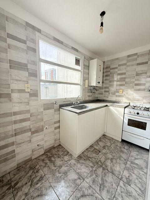 Foto de Venta de Departamento 2 Ambientes en Balvanera, Capital Federal, imagen 2