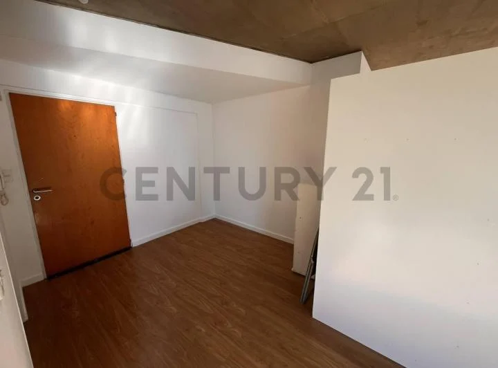 DEPARTAMENTO ALQUILER FLORESTA 1 DORMITORIO-PILETA 3