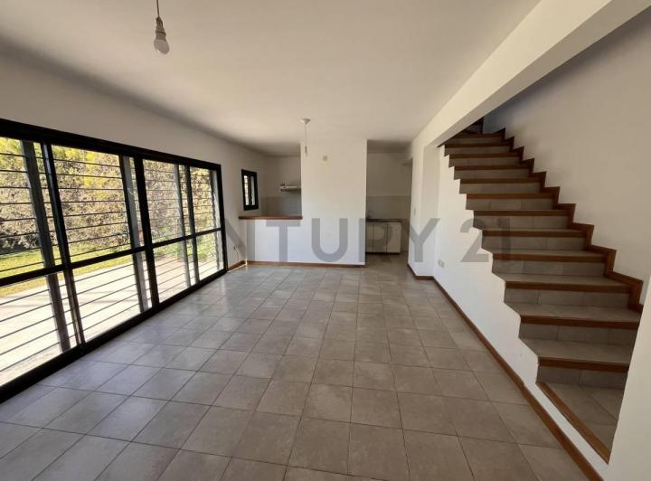 DUPLEX EN ALQUILER EN GONNET 2 DORMITORIOS 1