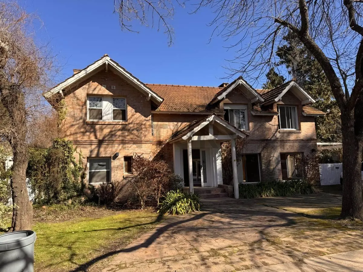 Venta casa Pilar Los Fresnos 4 dormitorios apto credito 5