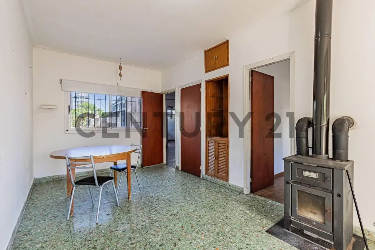 PH EN VENTA LA PLATA 3 DORMITORIOS COCHERA 5