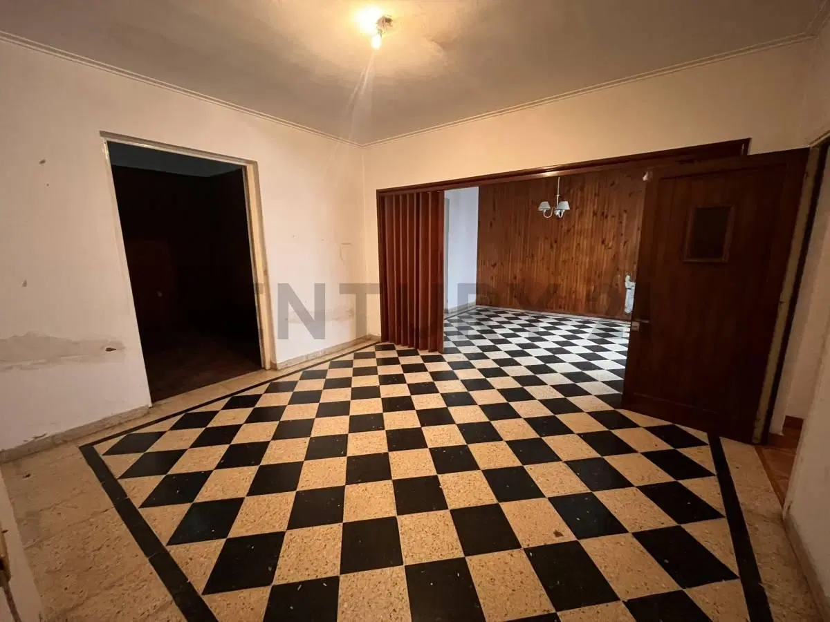 CASA EN ALQUILER EN LOS HORNOS 6 AMBIENTES 5